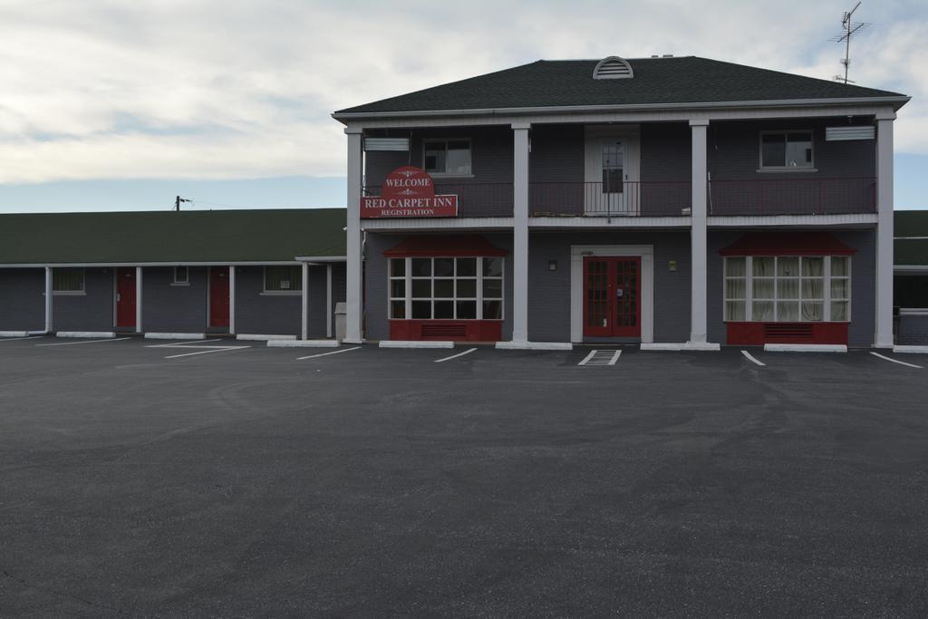 Red Carpet Inn & Suites New Cumberland Kültér fotó