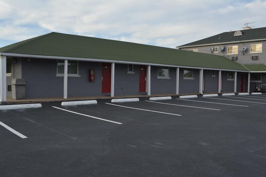 Red Carpet Inn & Suites New Cumberland Kültér fotó