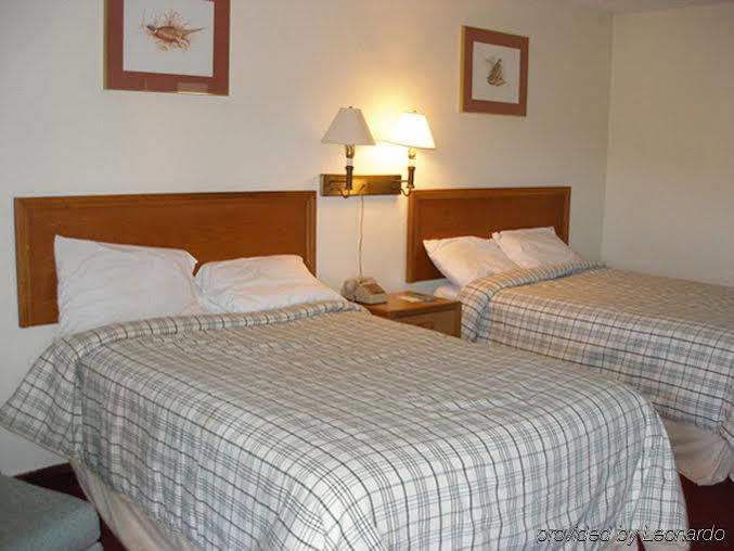 Red Carpet Inn & Suites New Cumberland Kültér fotó