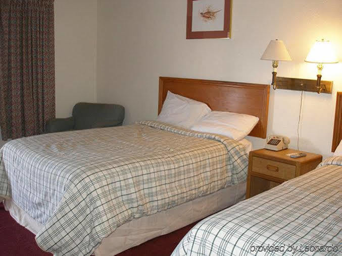 Red Carpet Inn & Suites New Cumberland Kültér fotó